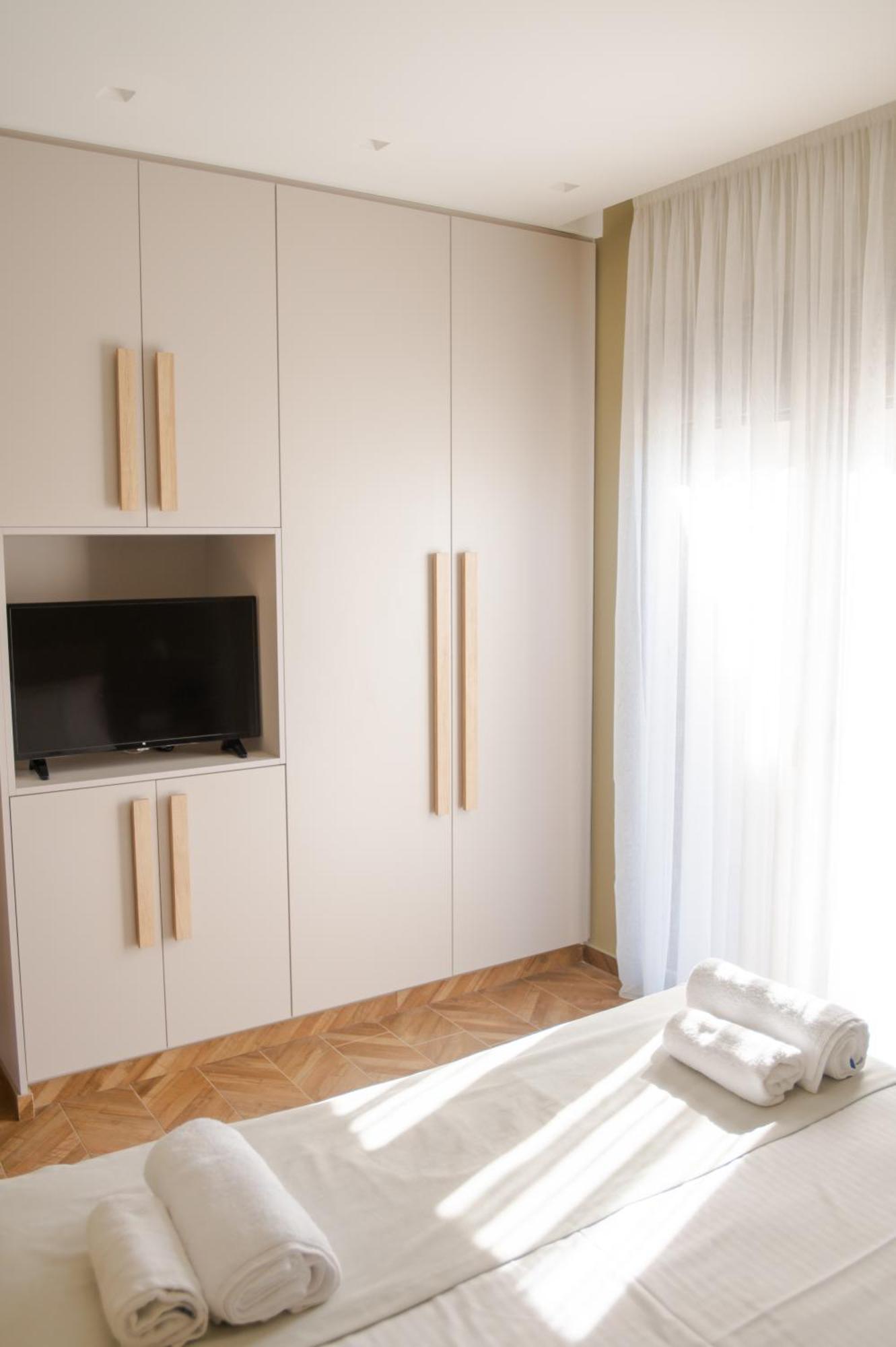 Marble Luxury Suites Karteros Extérieur photo